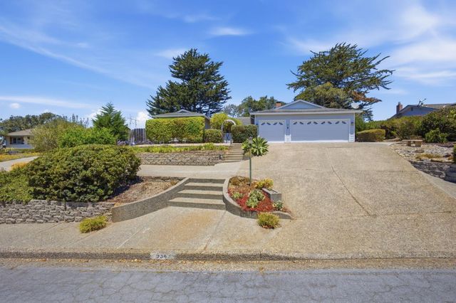 9345 Holly Oak Way, Salinas, CA 93907