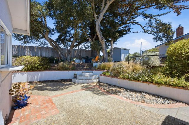 9345 Holly Oak Way, Salinas, CA 93907