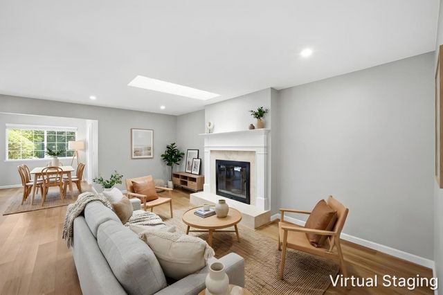 9345 Holly Oak Way, Salinas, CA 93907