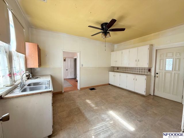 1666 N H Street, Fremont, NE 68025