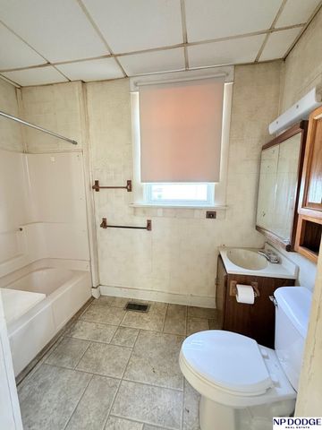 1666 N H Street, Fremont, NE 68025