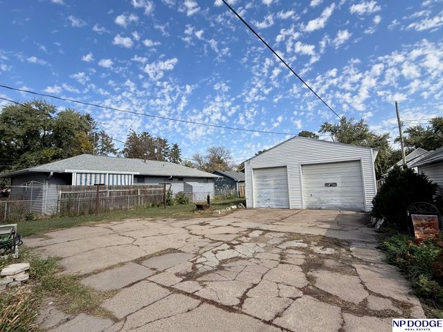 1666 N H Street, Fremont, NE 68025