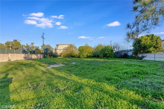 7630 Jellico, Northridge, CA 91325