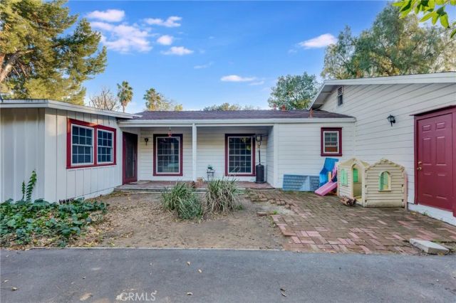 7630 Jellico, Northridge, CA 91325
