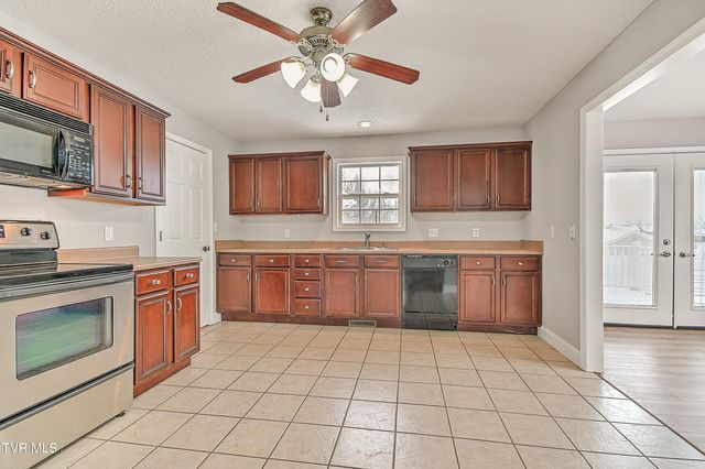 673 Sugar Hollow Road, Telford, TN 37690