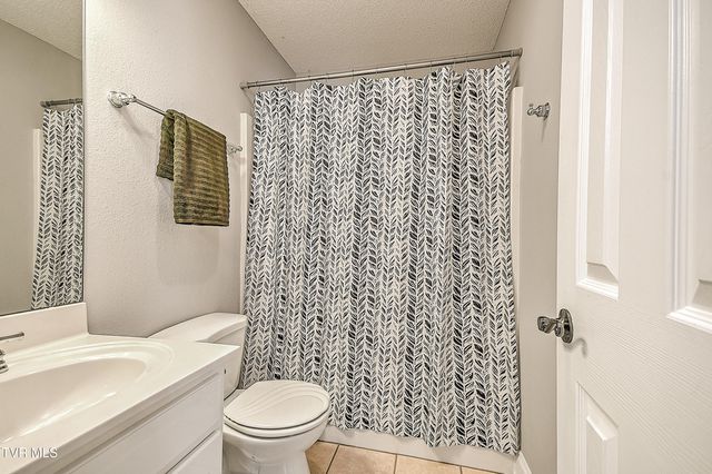 673 Sugar Hollow Road, Telford, TN 37690