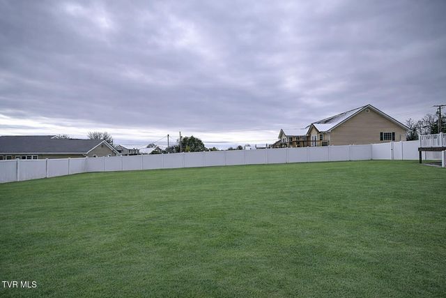 673 Sugar Hollow Road, Telford, TN 37690