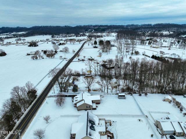 673 Sugar Hollow Road, Telford, TN 37690