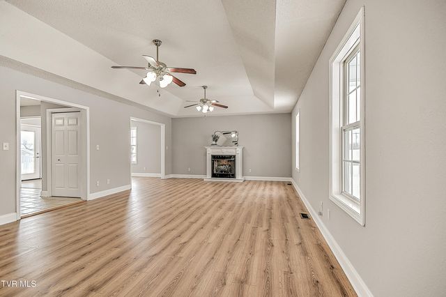 673 Sugar Hollow Road, Telford, TN 37690