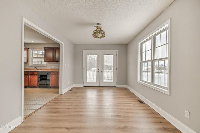 673 Sugar Hollow Road, Telford, TN 37690