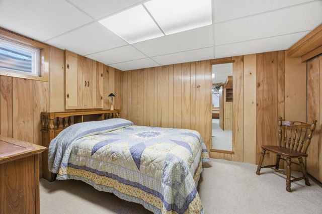 305 21st Avenue N, Fargo, ND 58102