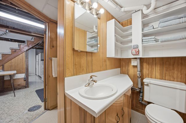 305 21st Avenue N, Fargo, ND 58102