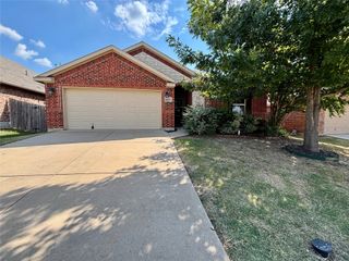 8037 Big Spruce Lane, Fort Worth, TX 76123