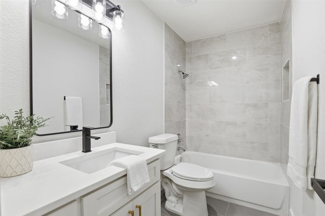6415 High Country Trail, Arlington, TX 76016