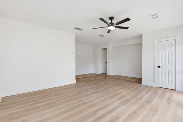 6415 High Country Trail, Arlington, TX 76016