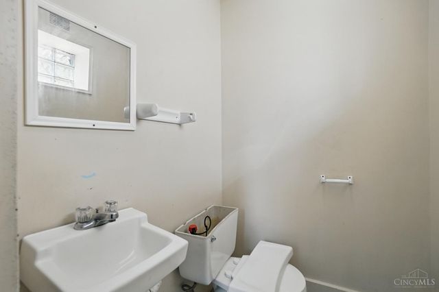 64 E McMicken Avenue, Cincinnati, OH 45202