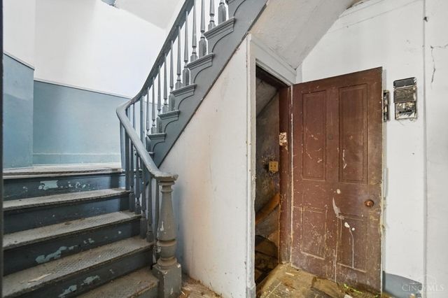 64 E McMicken Avenue, Cincinnati, OH 45202