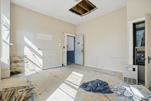 64 E McMicken Avenue, Cincinnati, OH 45202