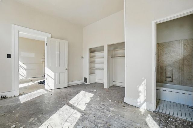 64 E McMicken Avenue, Cincinnati, OH 45202