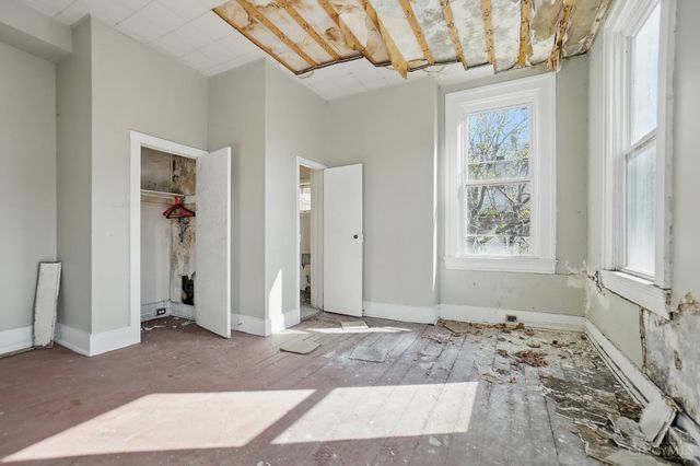 64 E McMicken Avenue, Cincinnati, OH 45202