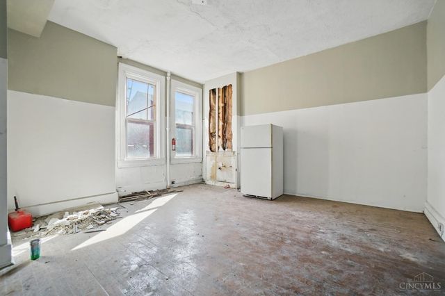 64 E McMicken Avenue, Cincinnati, OH 45202