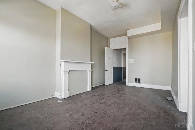 64 E McMicken Avenue, Cincinnati, OH 45202