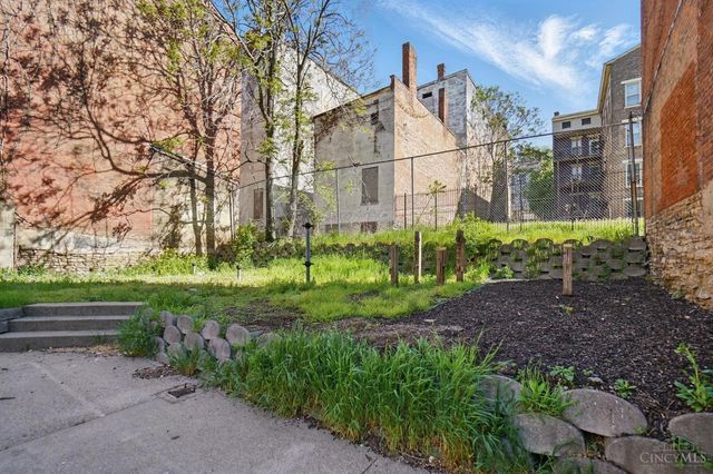 64 E McMicken Avenue, Cincinnati, OH 45202