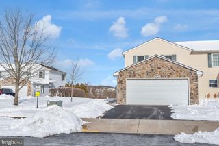 2521 EMERALD LN, Quakertown, PA 18951