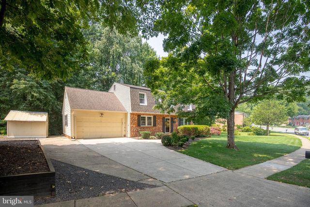4836 GAINSBOROUGH DR, Fairfax, VA 22032