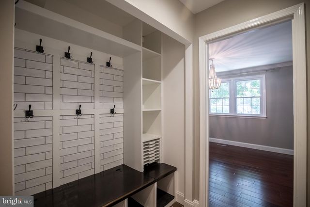 4836 GAINSBOROUGH DR, Fairfax, VA 22032
