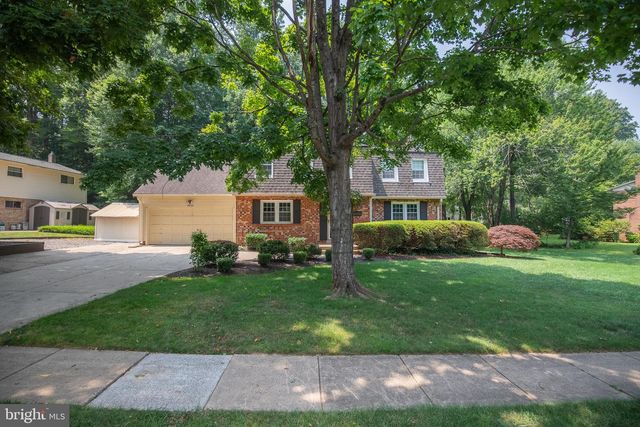 4836 GAINSBOROUGH DR, Fairfax, VA 22032