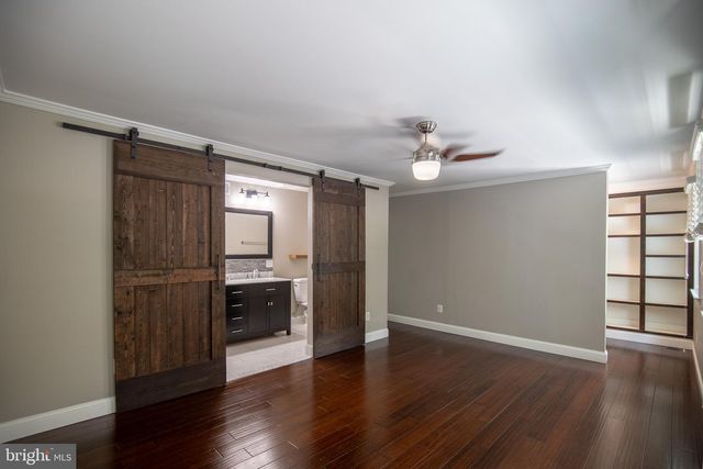 4836 GAINSBOROUGH DR, Fairfax, VA 22032