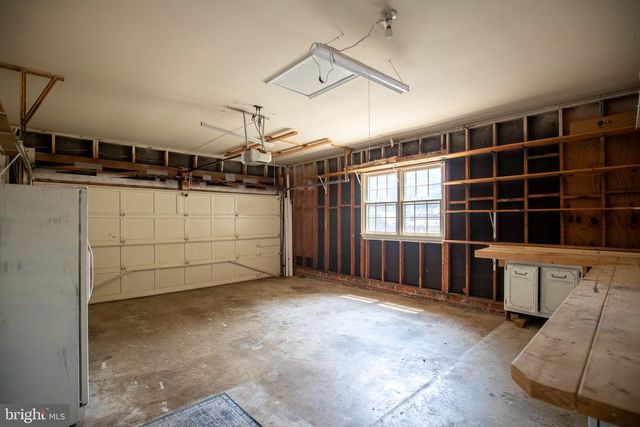 4836 GAINSBOROUGH DR, Fairfax, VA 22032