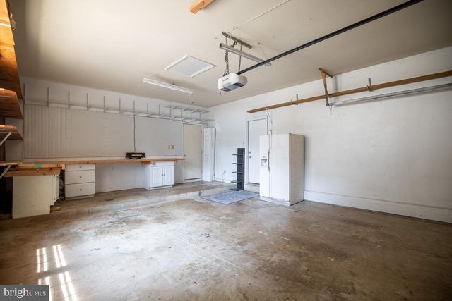 4836 GAINSBOROUGH DR, Fairfax, VA 22032