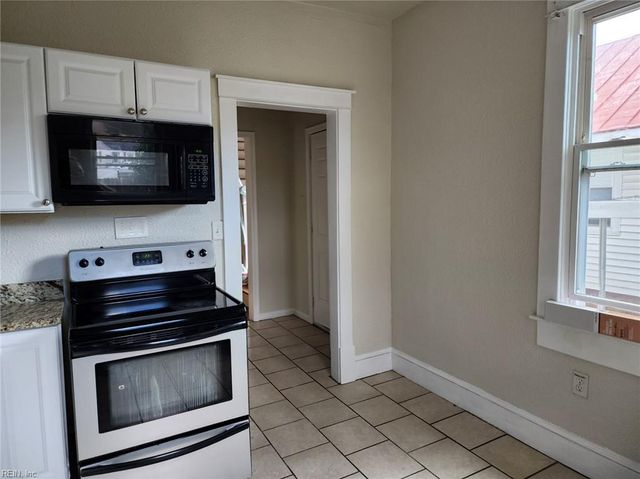 240 Idlewood Ave Unit A, Portsmouth, VA 23704