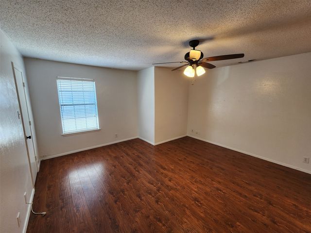 716 W Mulberry Street 18, Denton, TX 76201