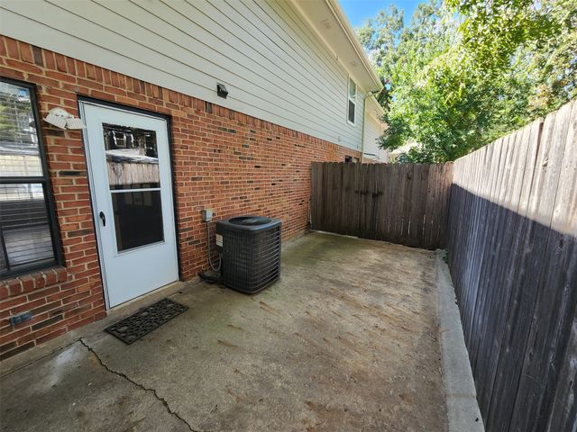 716 W Mulberry Street 18, Denton, TX 76201