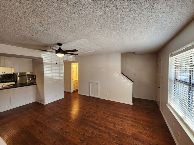 716 W Mulberry Street 18, Denton, TX 76201