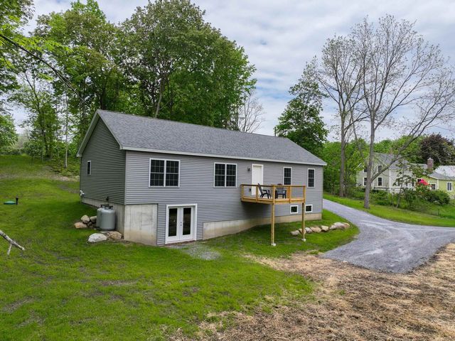 261 School Street, Shoreham, VT 05770