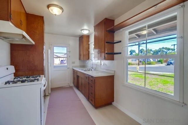 2862 Mimika Pl, San Diego, CA 92111