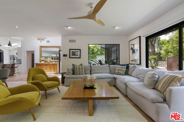 3135 Nichols Canyon Road, Los Angeles, CA 90046