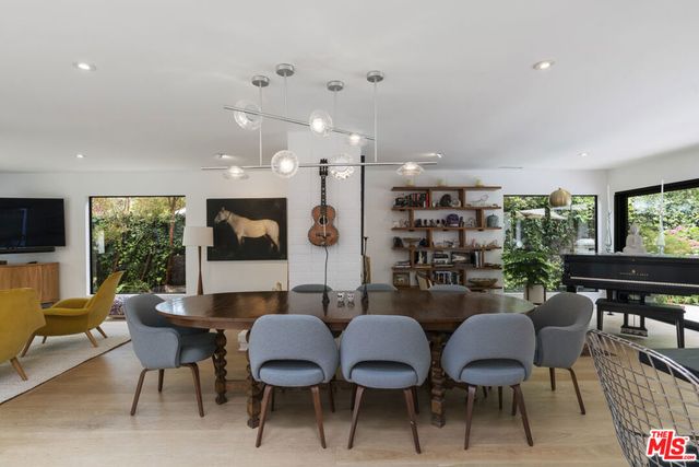 3135 Nichols Canyon Road, Los Angeles, CA 90046