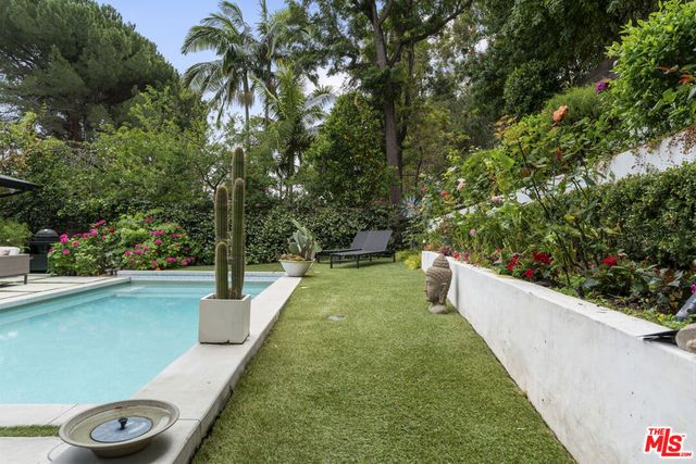 3135 Nichols Canyon Road, Los Angeles, CA 90046