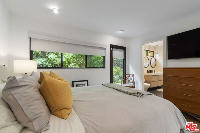 3135 Nichols Canyon Road, Los Angeles, CA 90046