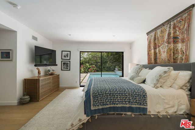 3135 Nichols Canyon Road, Los Angeles, CA 90046