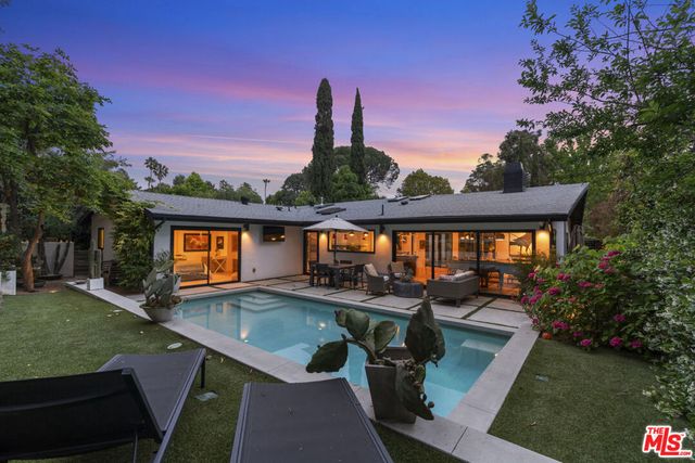 3135 Nichols Canyon Road, Los Angeles, CA 90046