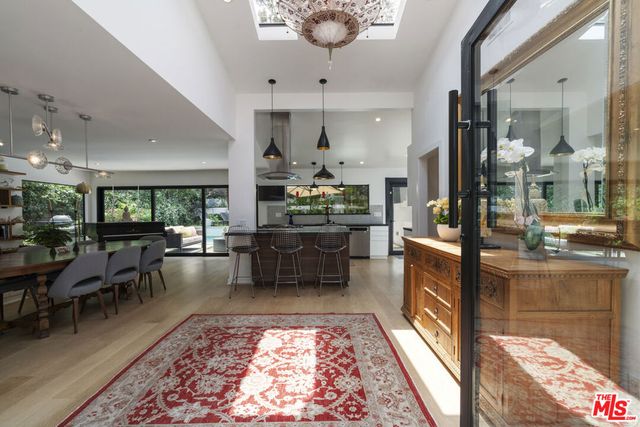 3135 Nichols Canyon Road, Los Angeles, CA 90046