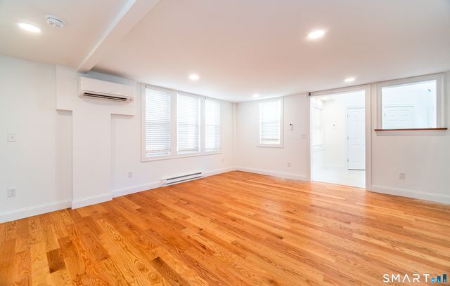 1154 Poquonnock Road 2, Groton, CT 06340