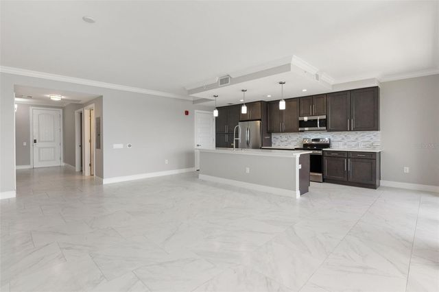 16300 COUNTY ROAD 455 410, Montverde, FL 34756
