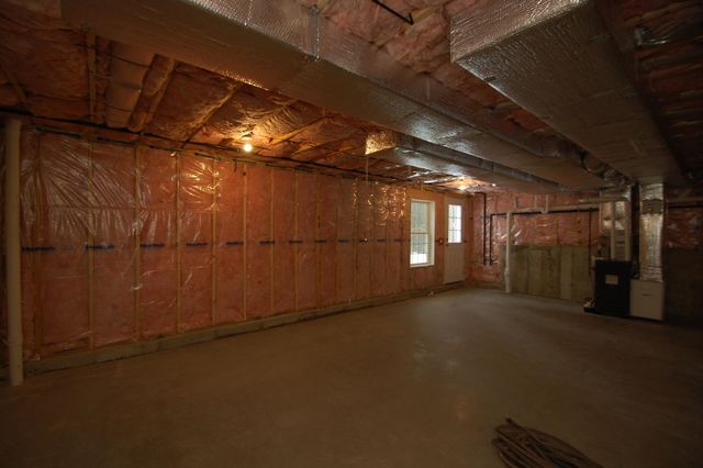 33B Griffin Road, Hudson, NH 03051